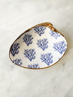 Decoupage Clam Shell - Navy Coral