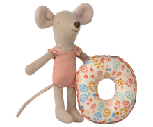 Beach Mouse w/ Float Little Sister Flower