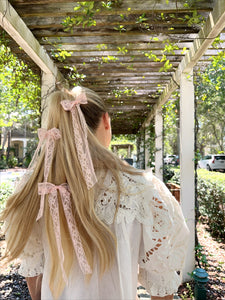 Small Lace Bow - Pink