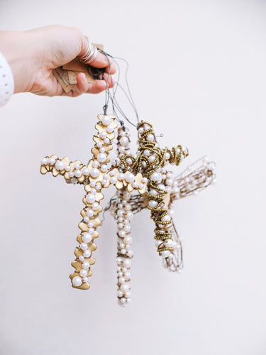 Metal Wire Cross Ornament