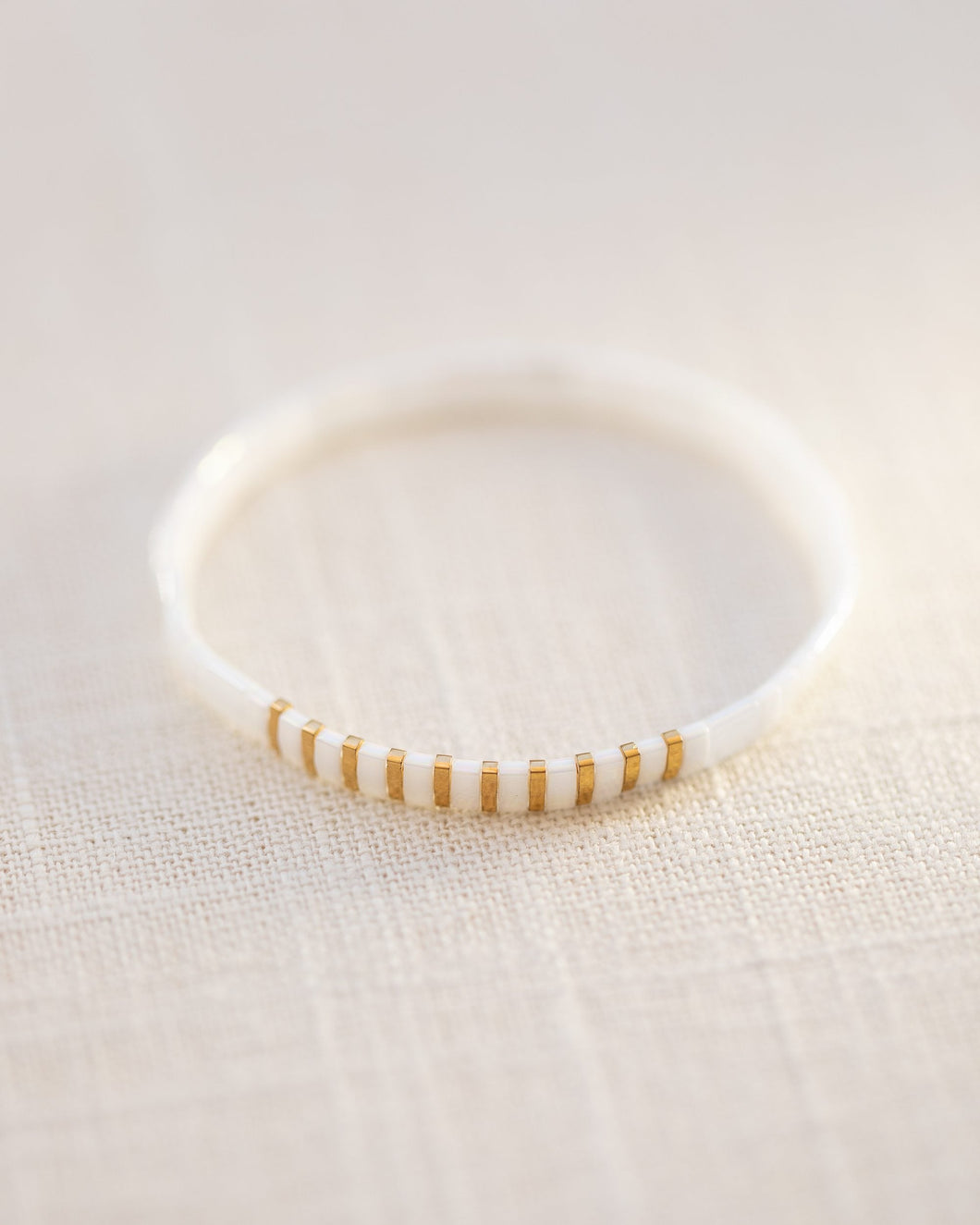 Caribbean Stacking Bracelet - Sunray White & Gold